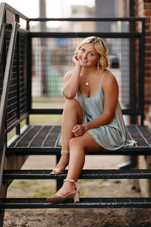 Zoey Hedgepeth - Senior Photos, cover photo
